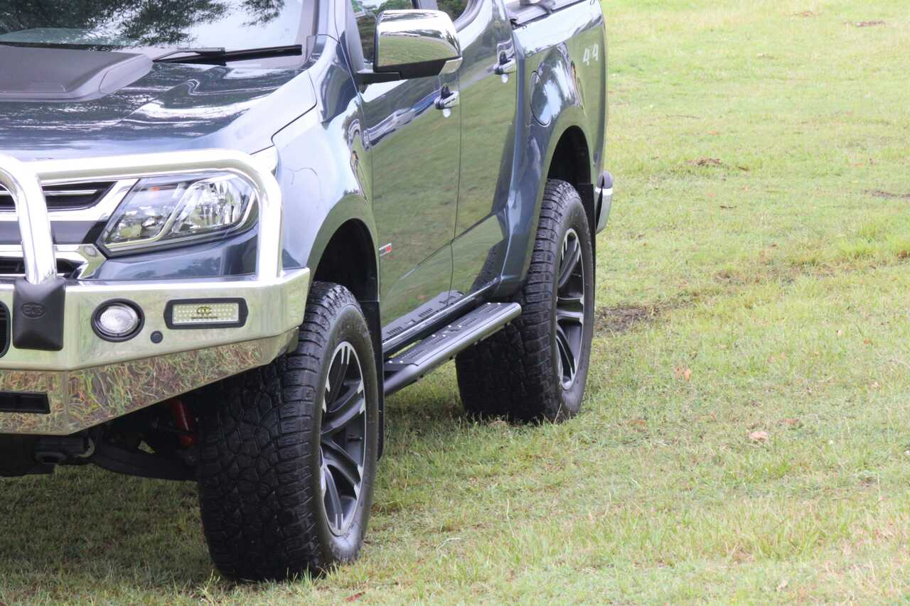 Holden Colorado Rock Sliders 2017 on