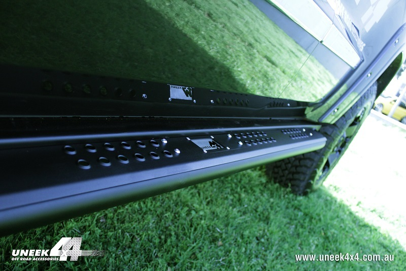 Rock Sliders Grand Cherokee WK2