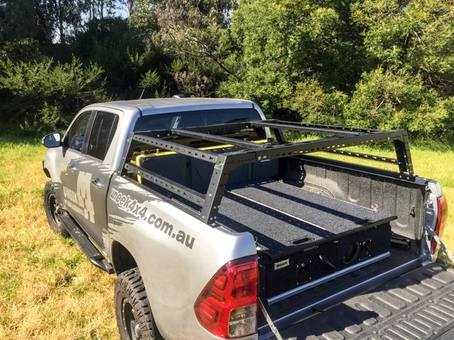 Uneek tub top rack